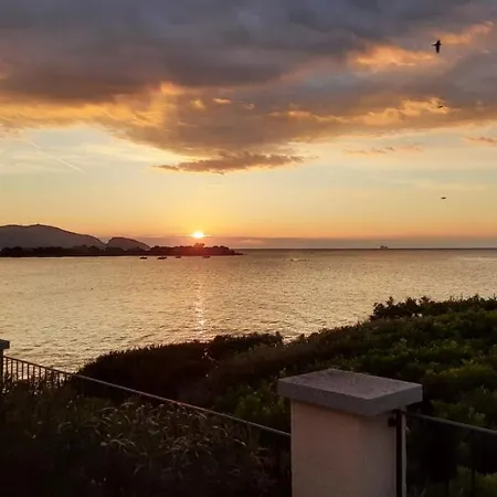 Terrazza Su Tavolara オルビア